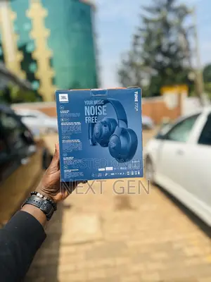 JBL 770 Nc Headphones Blue