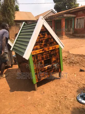 Hgygv Nice Dog House