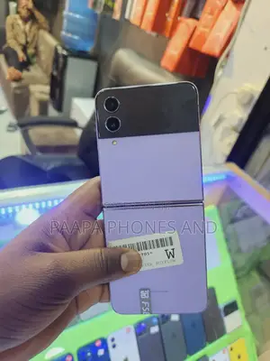 Samsung Galaxy Z Flip4 256 GB Purple