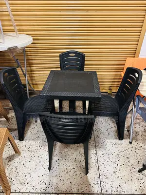 4 Seater Dining Set