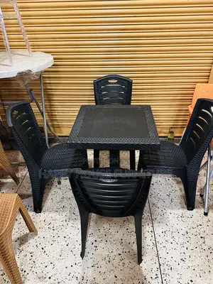4 Seater Dining Set