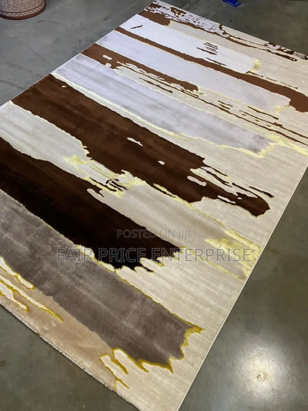 Classic Rug Center Carpet 250cm by 350cm