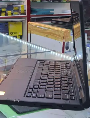 Laptop Dell Latitude 11 3160 4GB Intel SSD 500GB