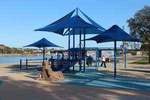 Play Ground Shades