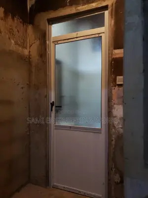 Aluminium Bathroom Door Lubowa