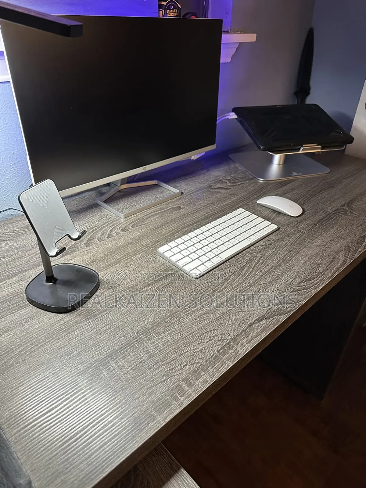 HP 24-Inch FHD IPS Monitor With AMD Freesync Technology