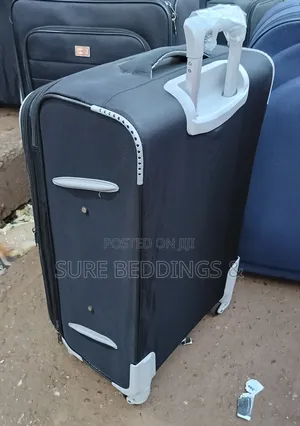 Large Dfavors Suitcase