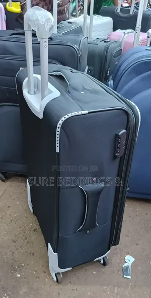 Large Dfavors Suitcase