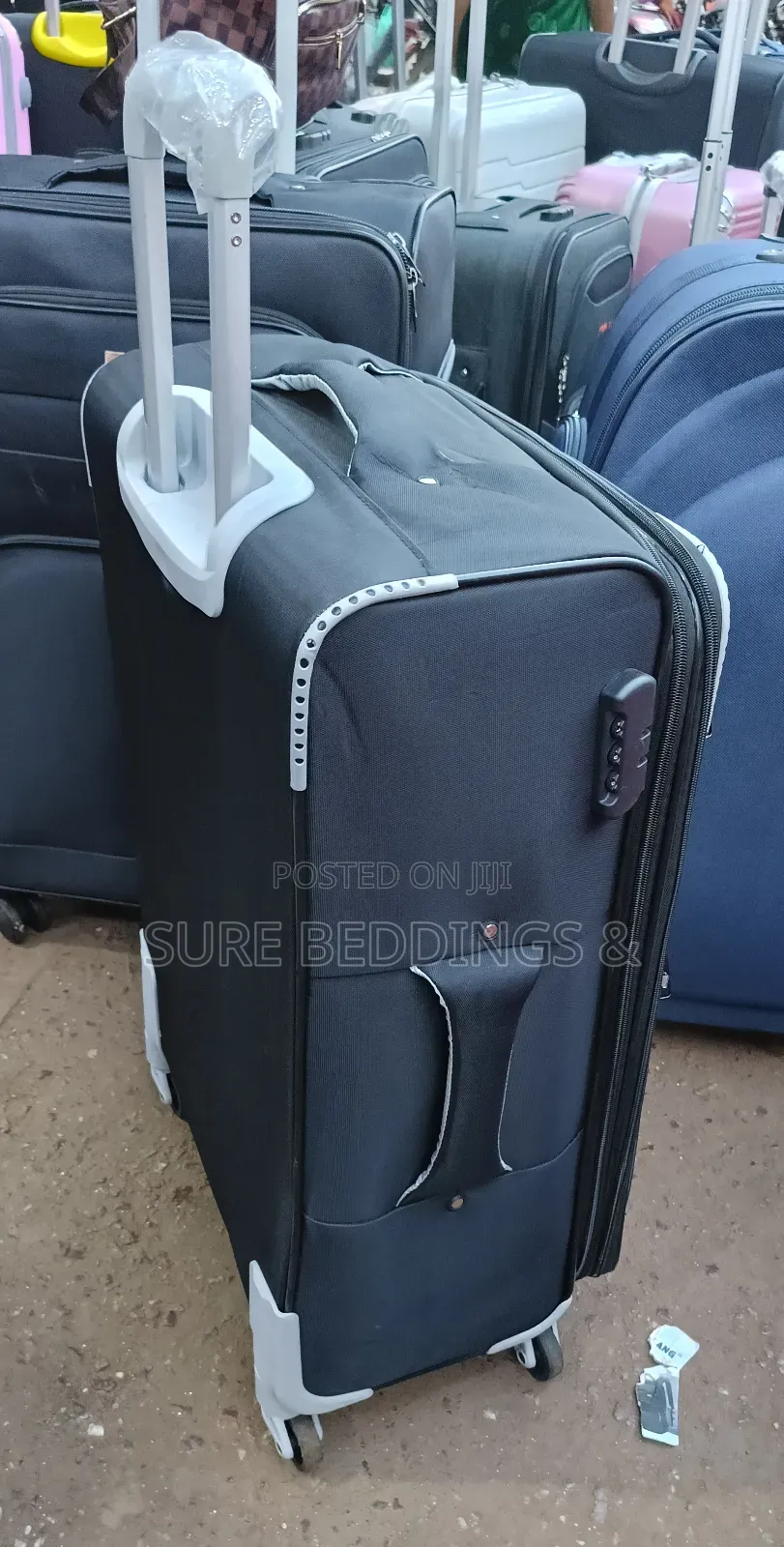 Large Dfavors Suitcase