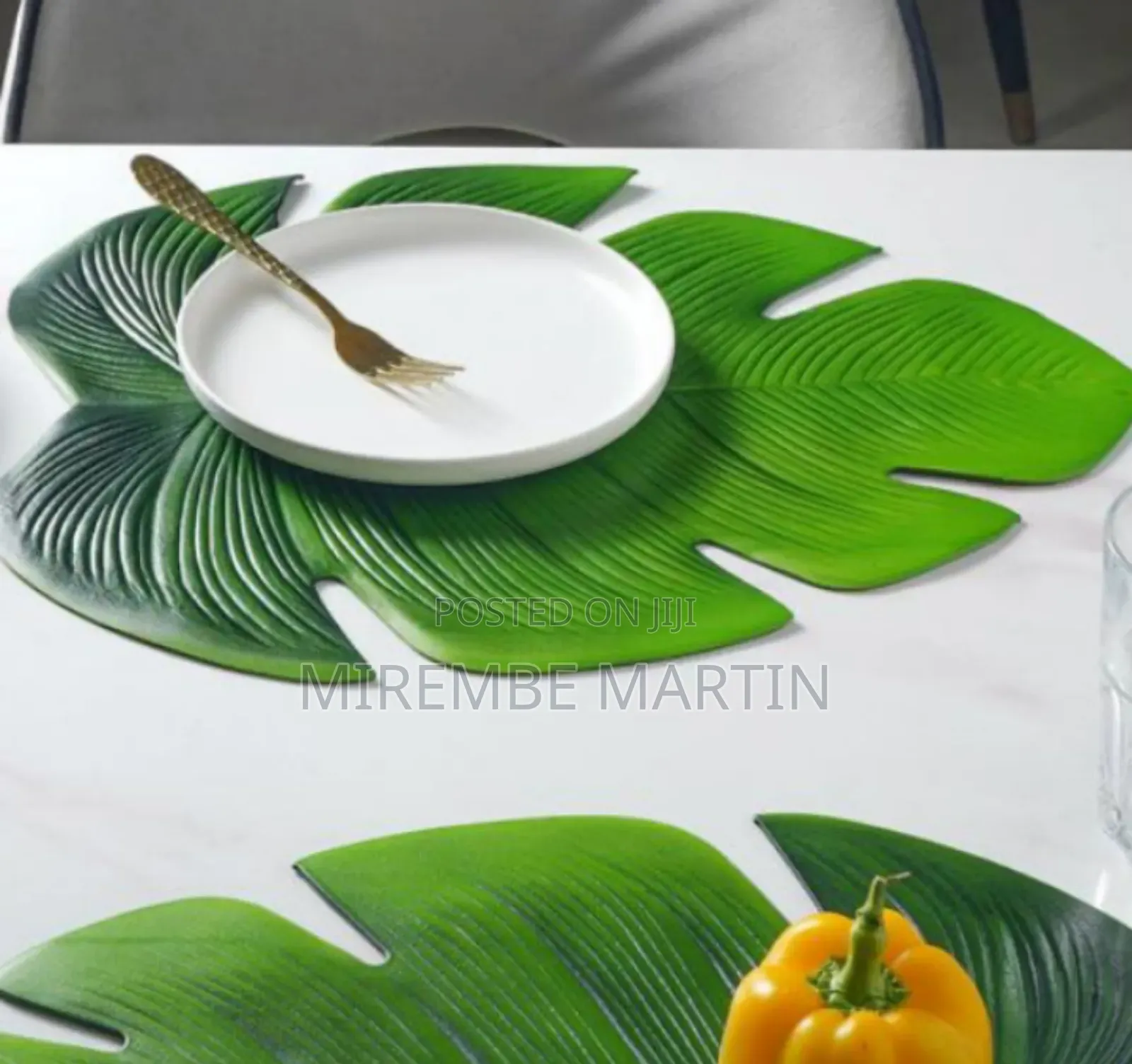 Leaf Designed Table Place Mat