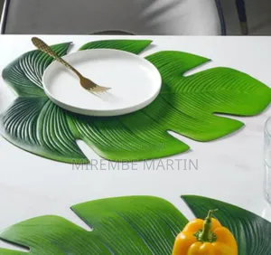 Leaf Designed Table Place Mat