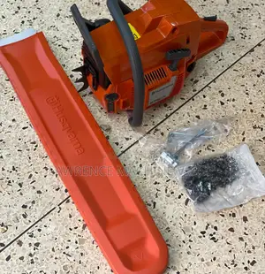 Husqvarna Chainsaw 272 Heavy Duty