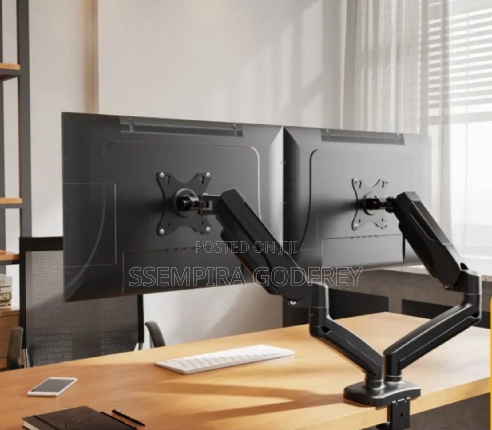 Dual Arm for Monitors