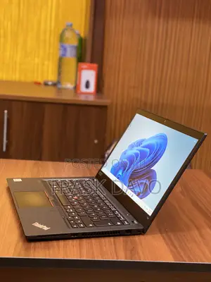 Laptop Lenovo ThinkPad T14 16GB Intel Core I5 SSD 512GB