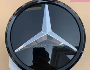 Black Glass Mercedes Benz Grill Logo