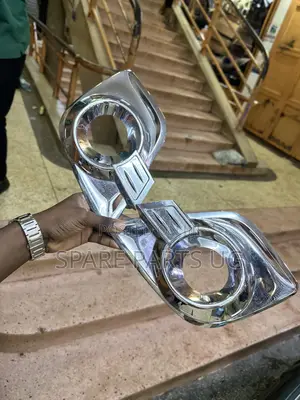 Hilux Revo 2015 - 2018 Spotlight Chrome Moulding