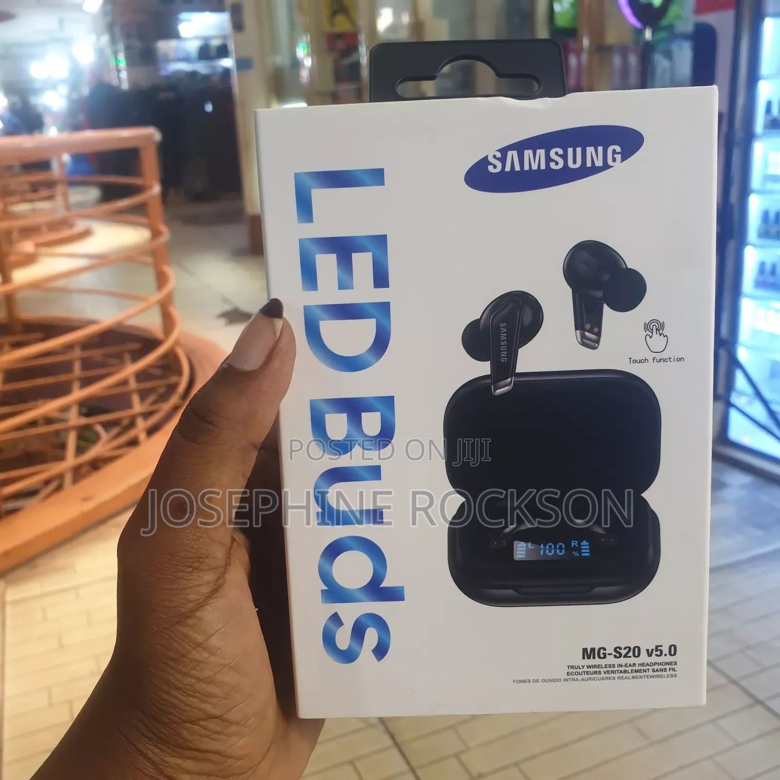 True Wireless Earbuds / Earbuds