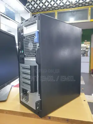 Desktop Computer Dell OptiPlex 7050 8GB Intel Core I5 HDD+SSD 500GB