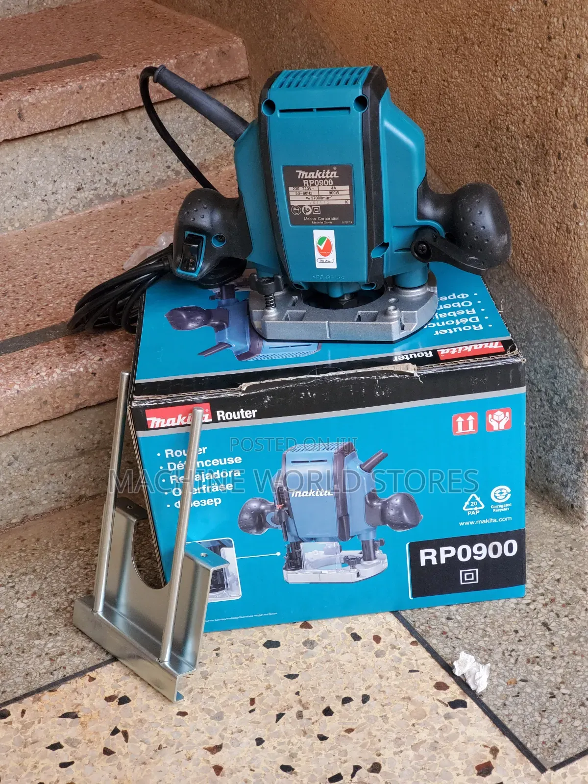 Makita Router Machine