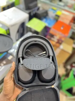 Sony XM5 Headphones (Used)