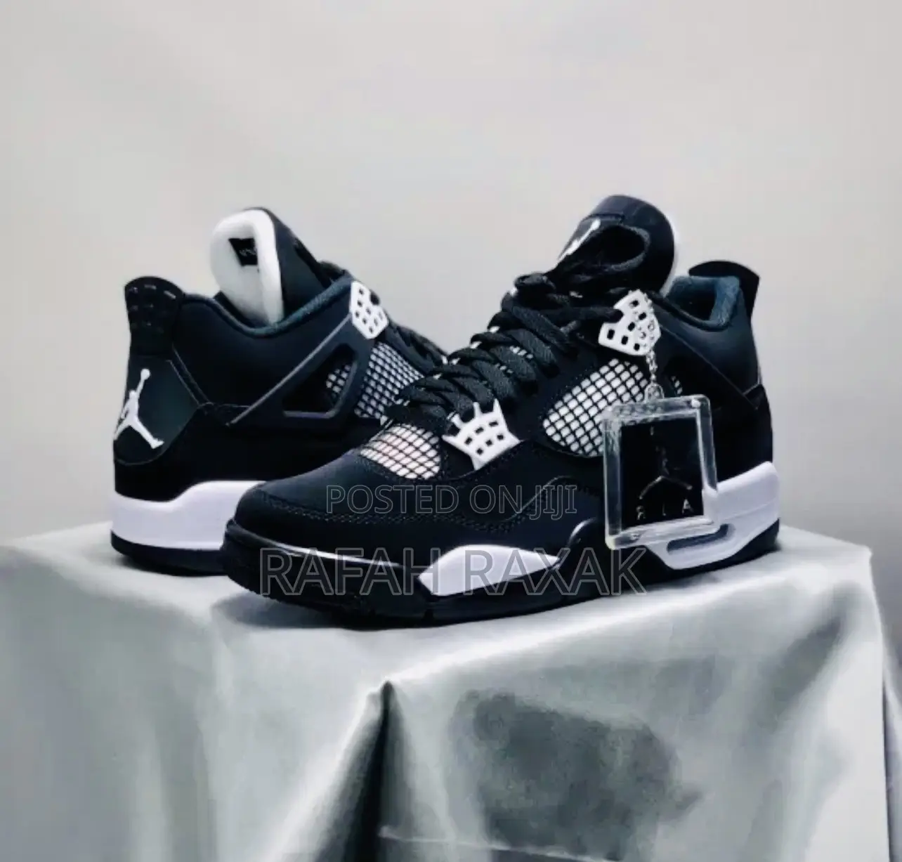 Original Air Jordan 4 Retro White Thunder Sneakers