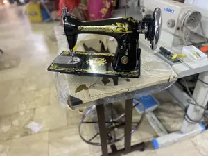 New Singer Sewing Machines With the Stand11