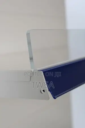 Shelf Riser (Acrylic)