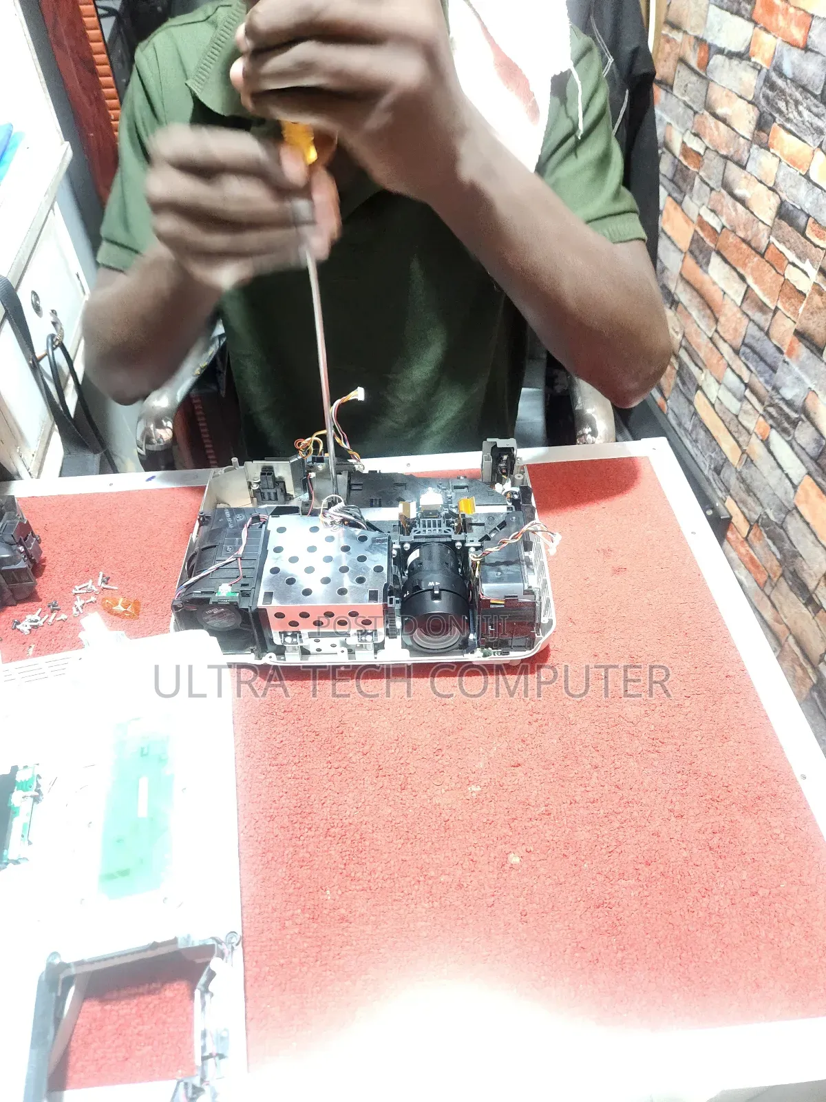 Projectors Repairs, Servicing and Maintenance