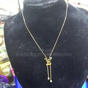 Unique and Simple Necklace for Ladies