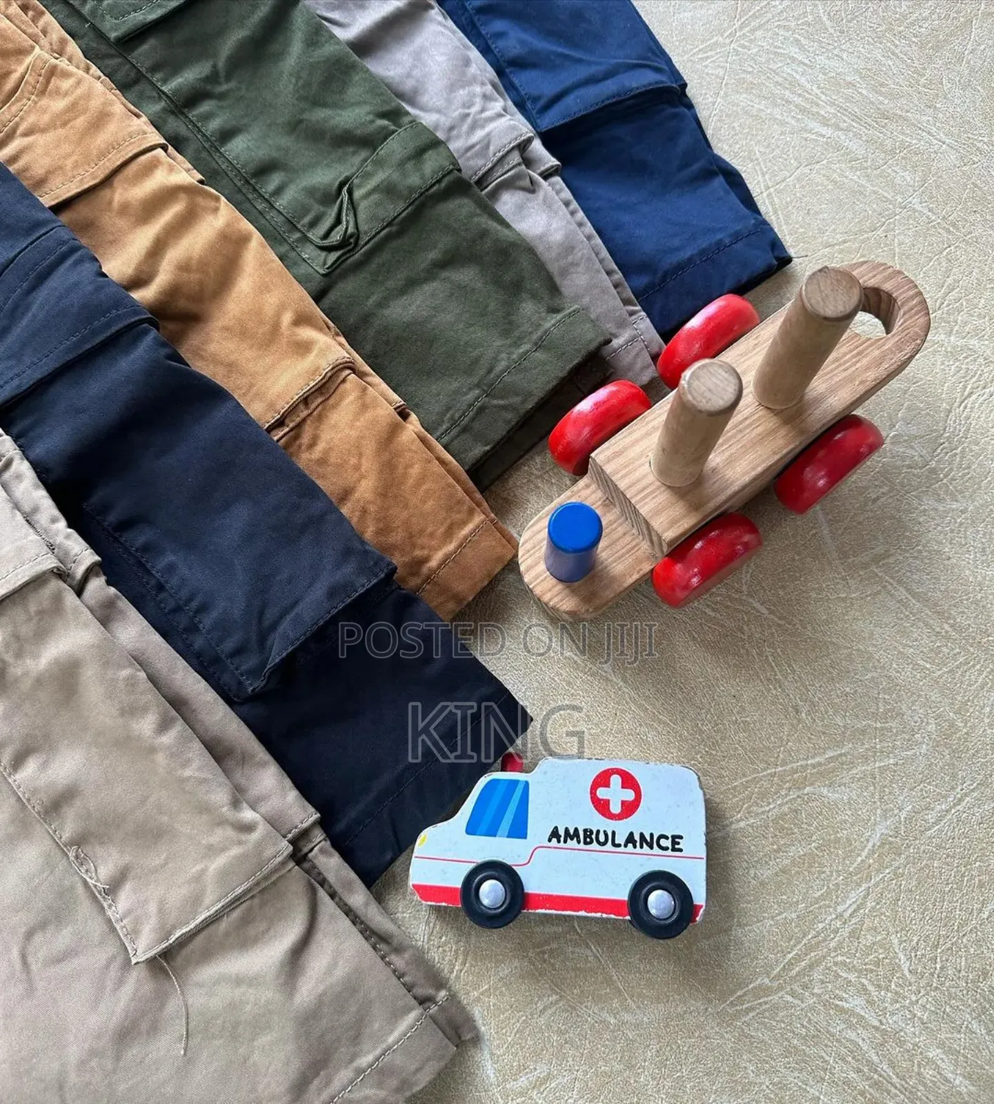 Swift Short Cargo Pants