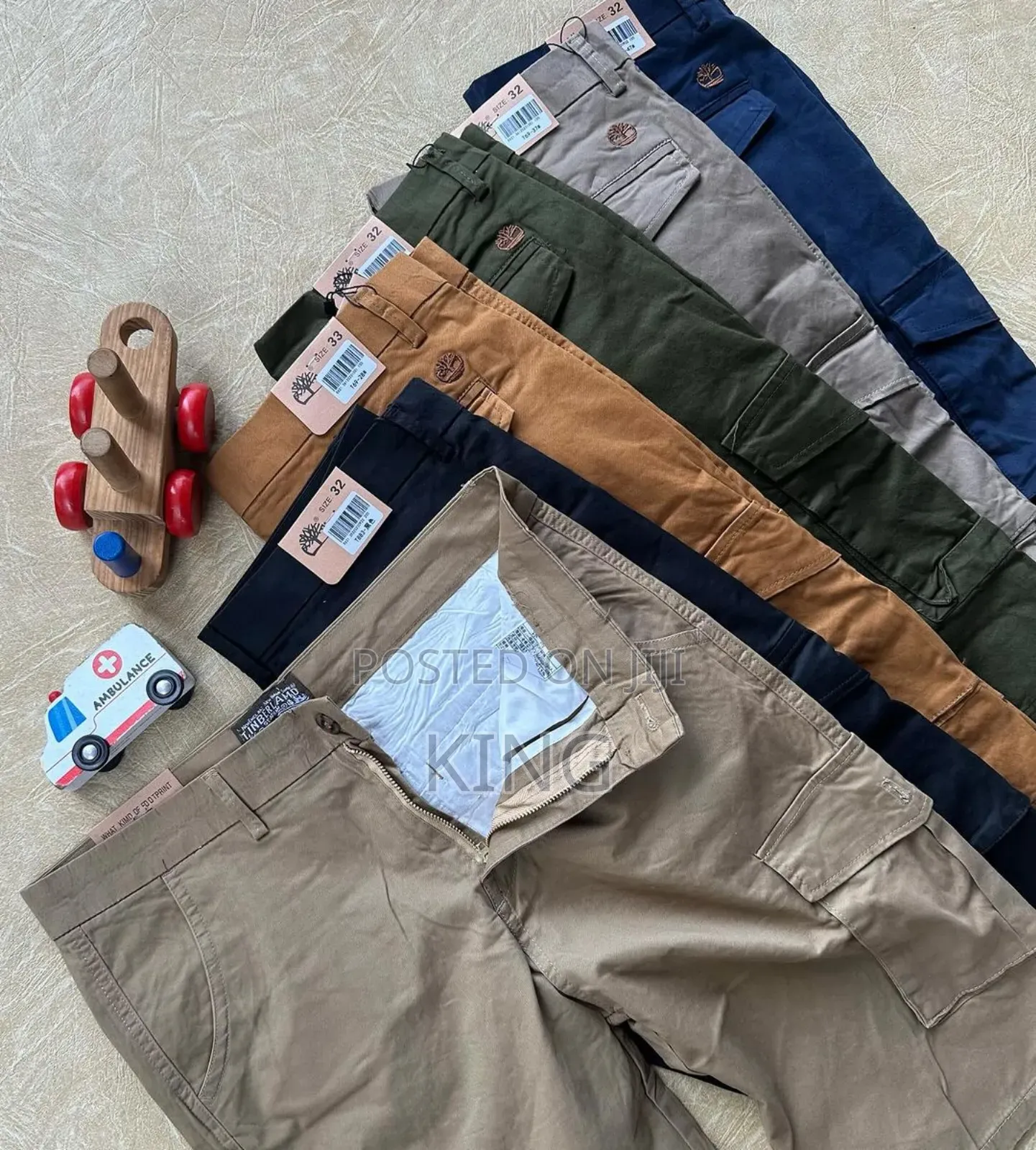 Short Cargo' Kaki Pants