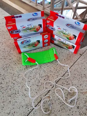 Indoor Outdoor Kids and Adults Swing With Adjustable Rope