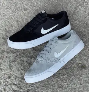 Original Nike SB Chron Black/Grey/White Suede Sneakers