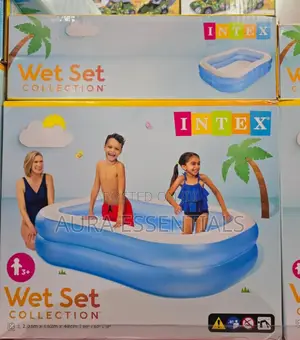 Intex Swim Center Family Swimming Pool