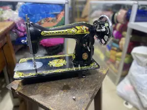 New Singer Sewing Machines With The012 Stand