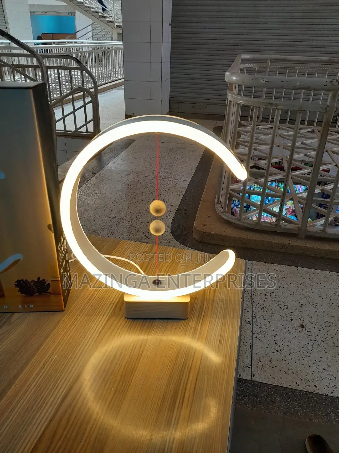 The Magnetic Smart Balance Lamp