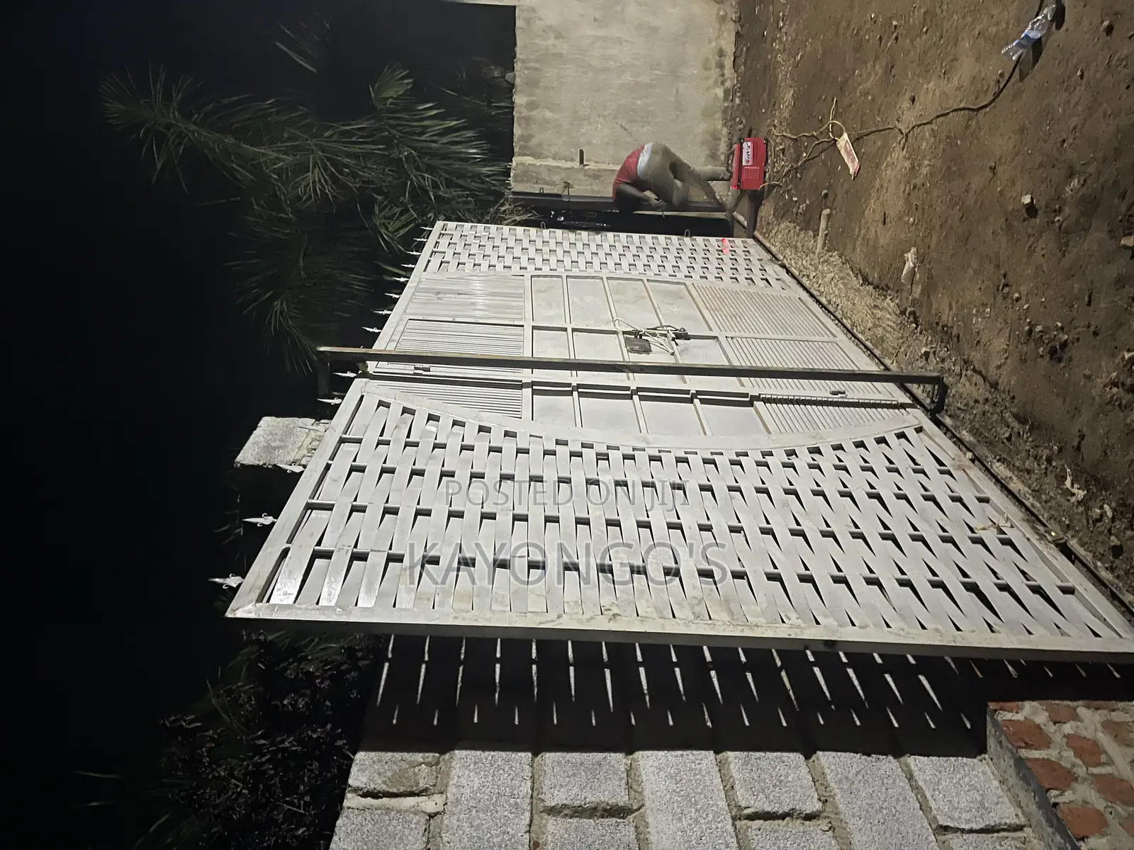 Gate 16x8ft