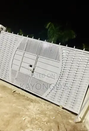 Gate 16x8ft