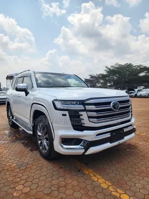 New Toyota Land Cruiser 2023 White
