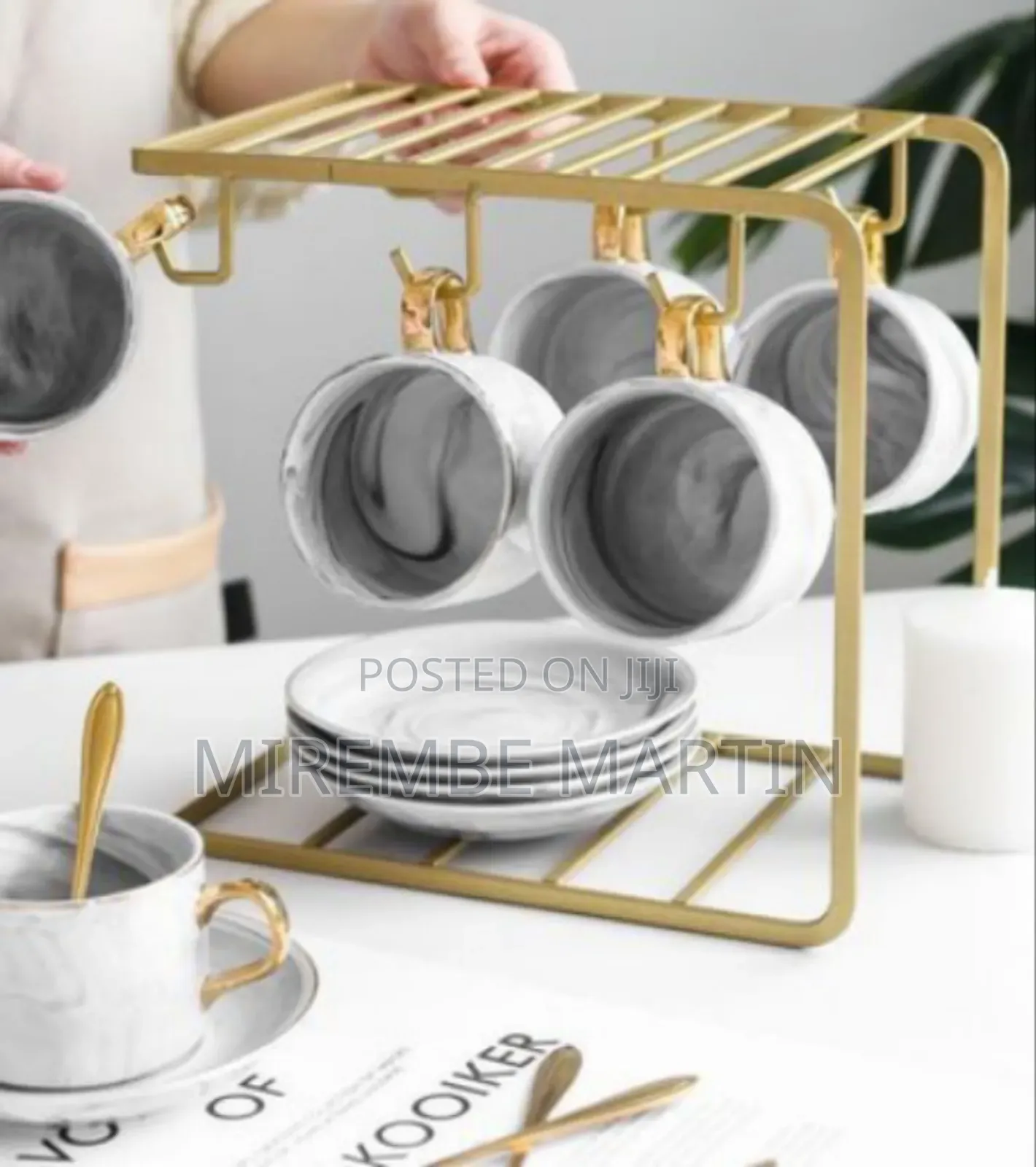 Metallic Cup Holder