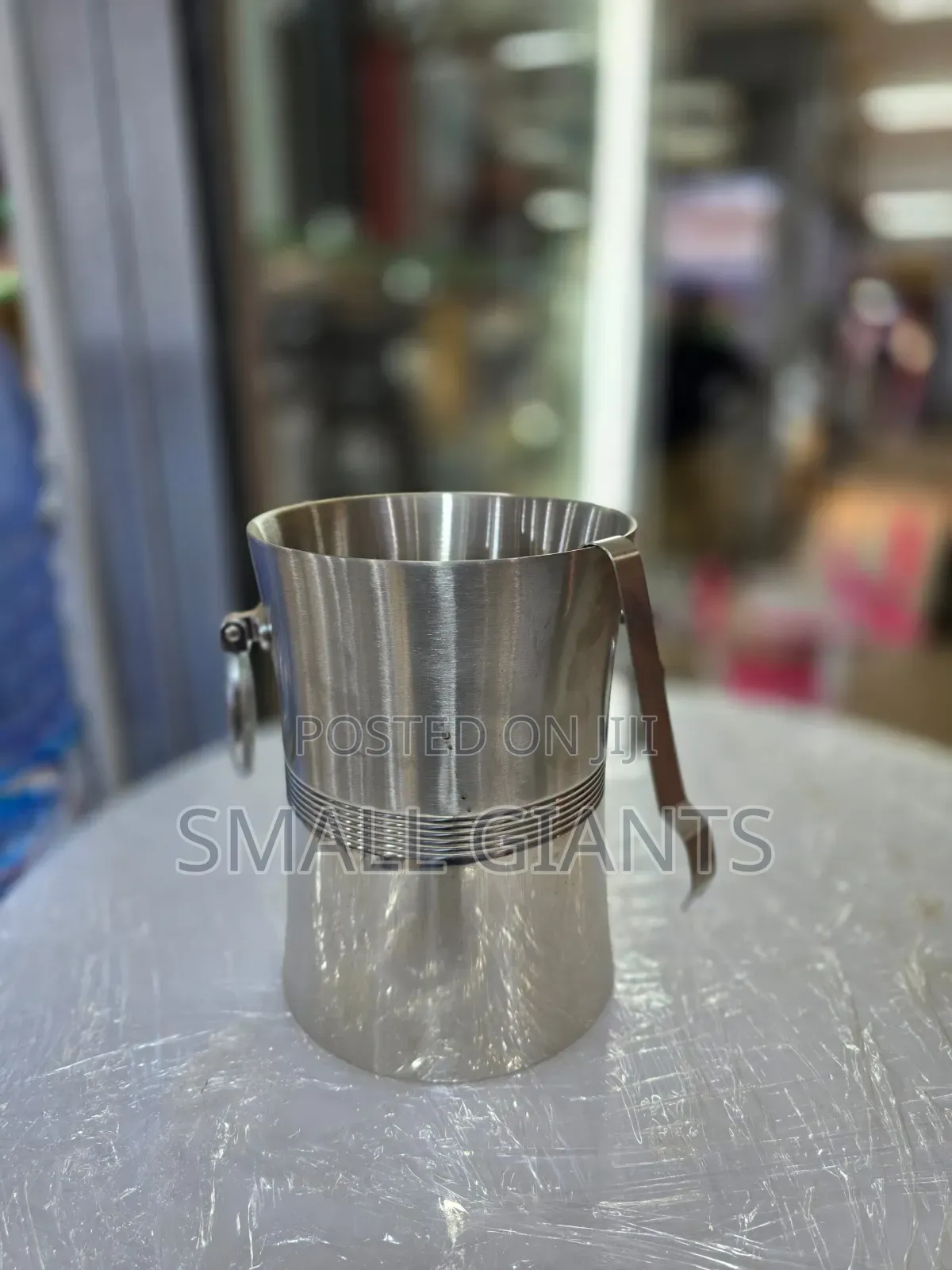 Crown Quality Wine Bucket
