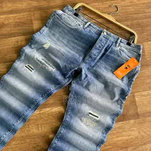 Daggie Jeans