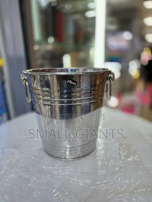 Steel Ice Bucket Size (Diameter) 20 Cm