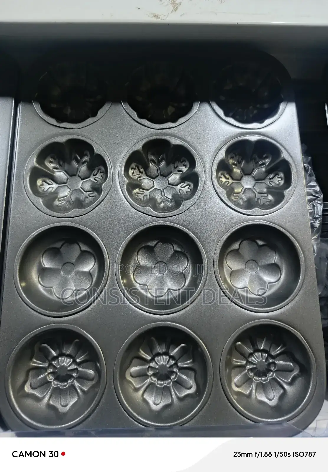 12 Hole Muffins Cupcake Mold/Pan