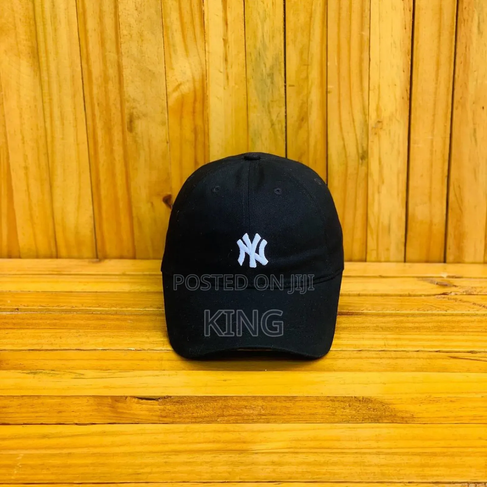 Black Cap. NY