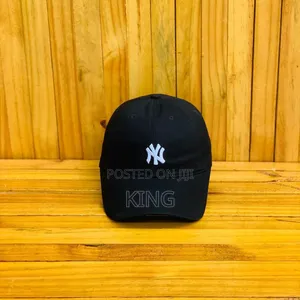 Black Cap. NY
