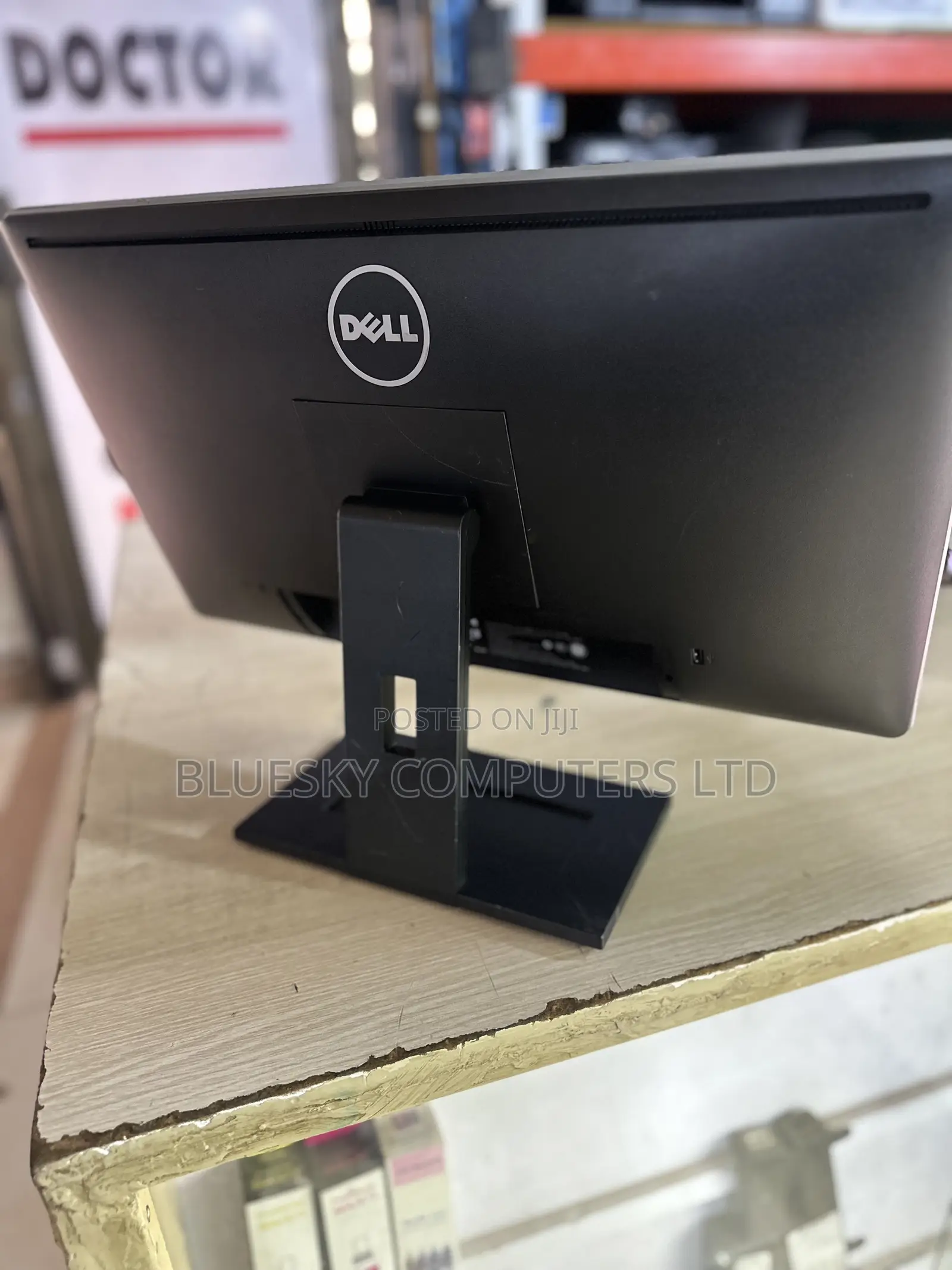 24.5 Inches Dell Smart Slim Monitor
