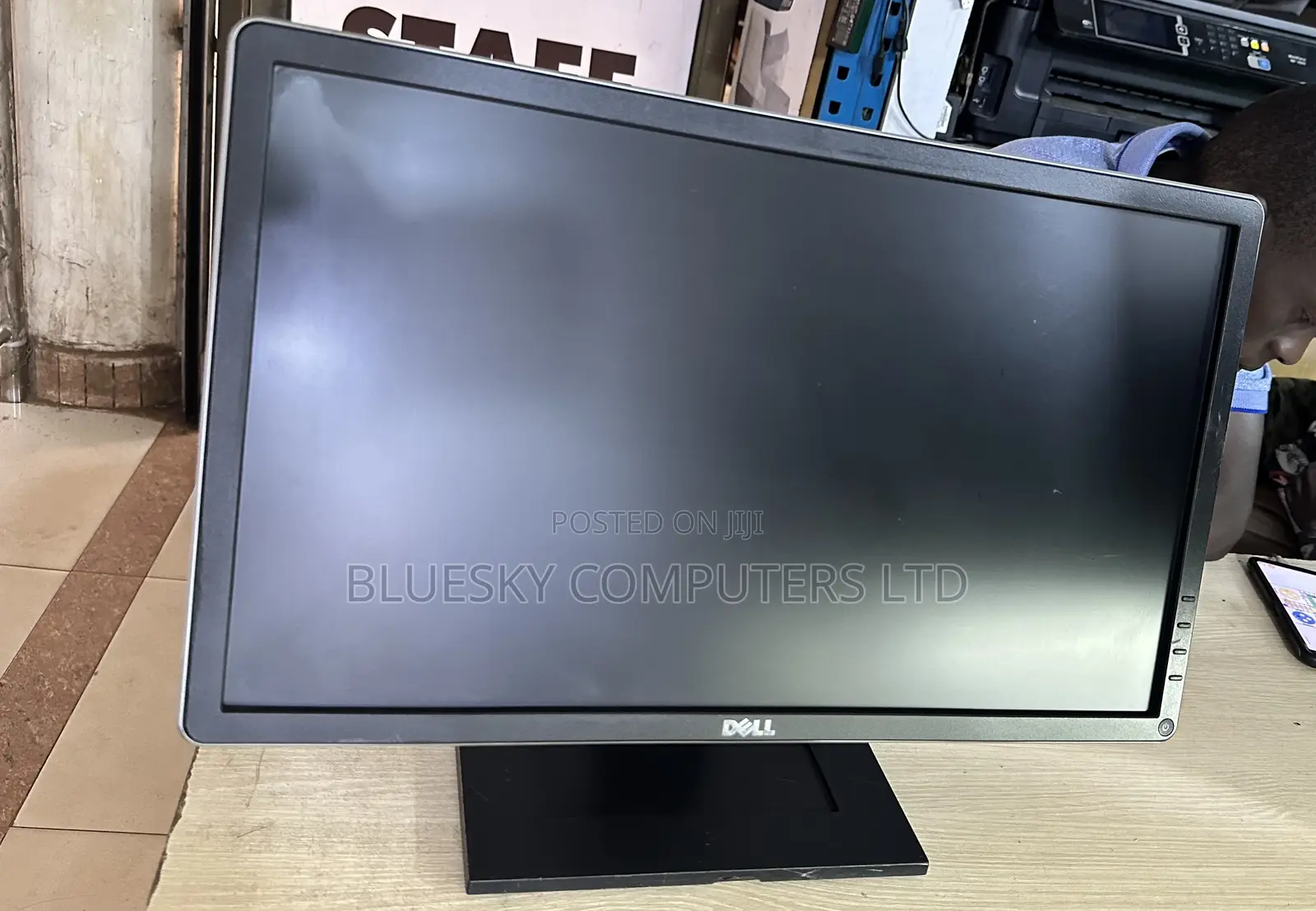 24.5 Inches Dell Smart Slim Monitor