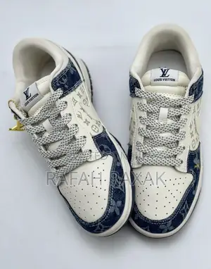 Original Louis Vuitton X Nike SB Dunk Low Denim Sneakers