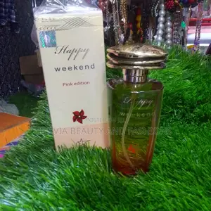 Happy Weekend Perfume. Pink Edition